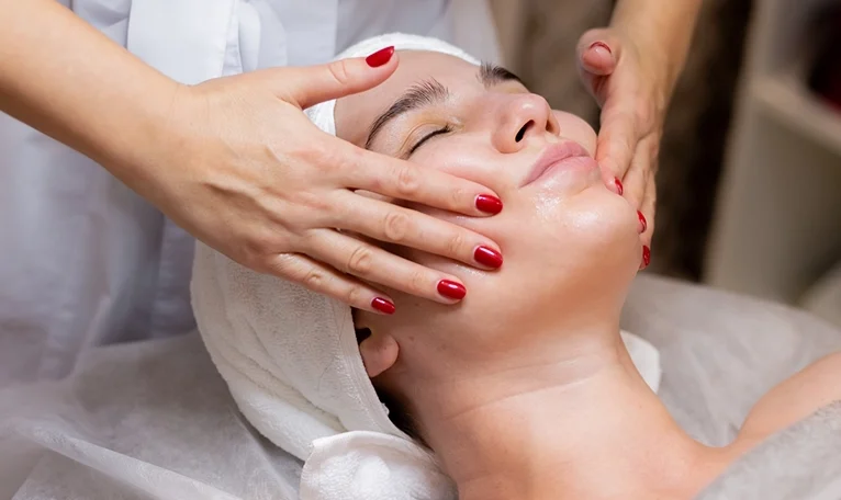 Hydra Facial Super Cleaning