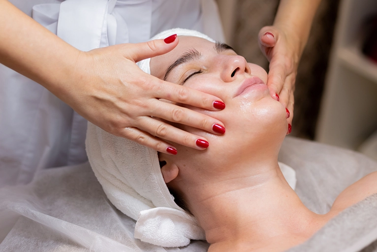 Hydra Facial Super Cleaning