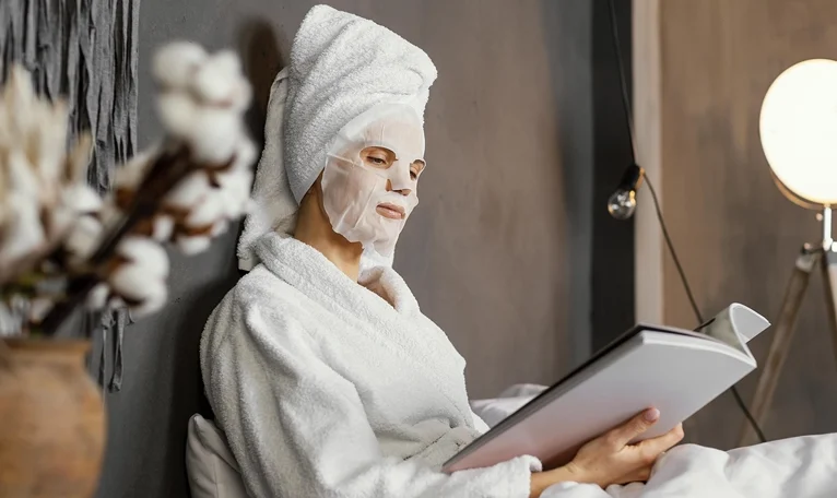 Silky Emollient Body Mask
