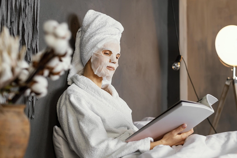 Silky Emollient Body Mask