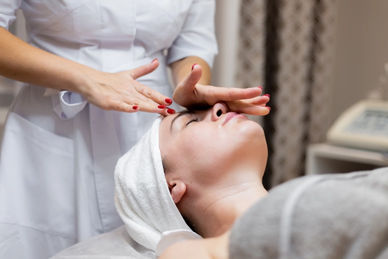 Anti-aging Cell Facial Rejuvenate, Restore, & Redefine