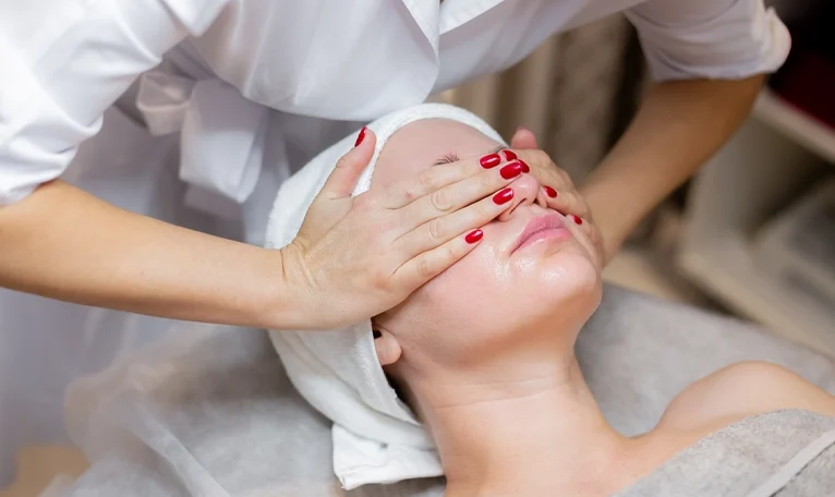 Deep Hydration Super Moistening Hydrotherapy Care