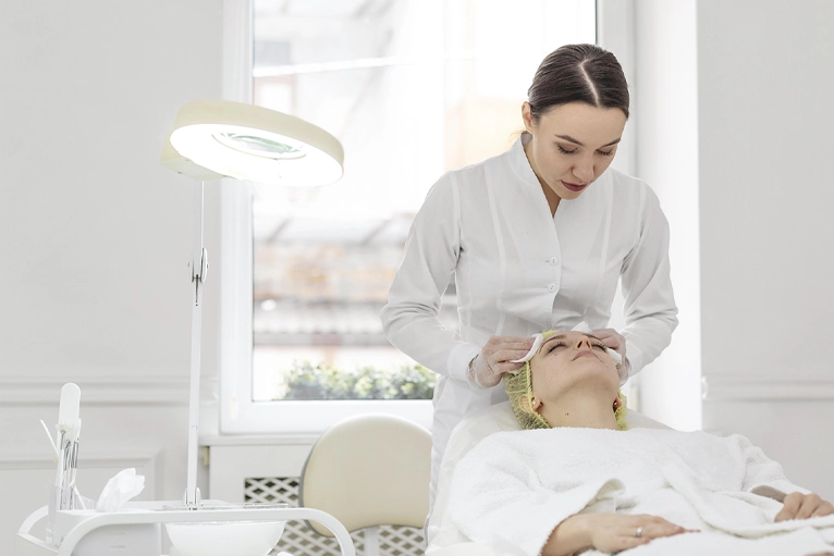 Hydra Facial Deep Pore Purification Radiant Glow