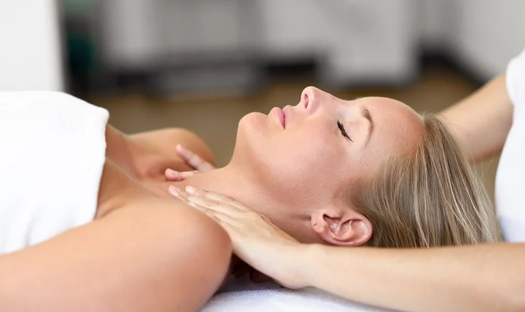 Oil Massage Ann Karen Day Spa